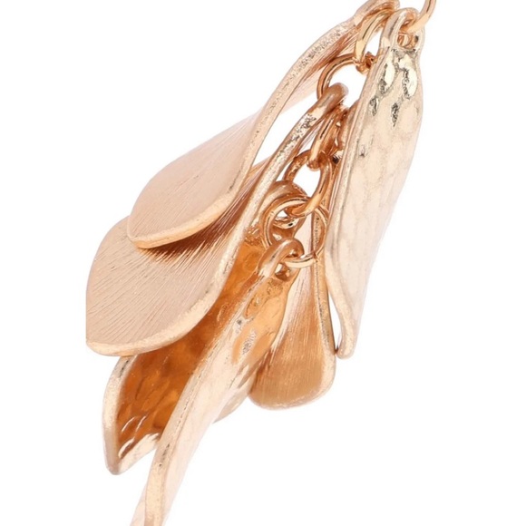 NEW KENNETH JAY LANE Hammered gold-plated earrings - Picture 5 of 9